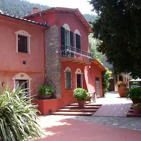 Borgo Degli Aranci 3*