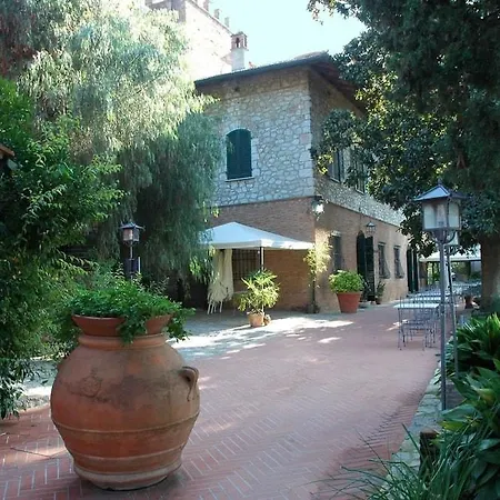 Borgo Degli Aranci サン・ジュリアーノ・テルメ