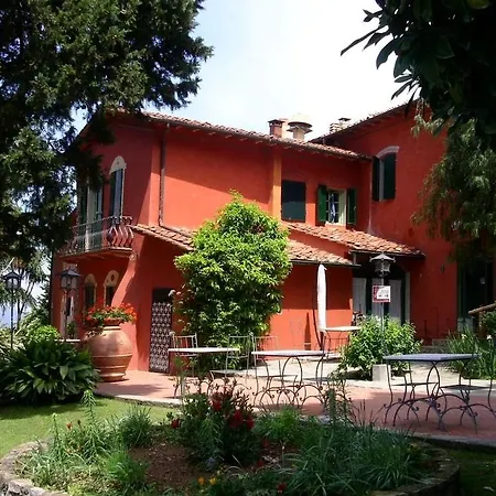 Borgo Degli Aranci サン・ジュリアーノ・テルメ