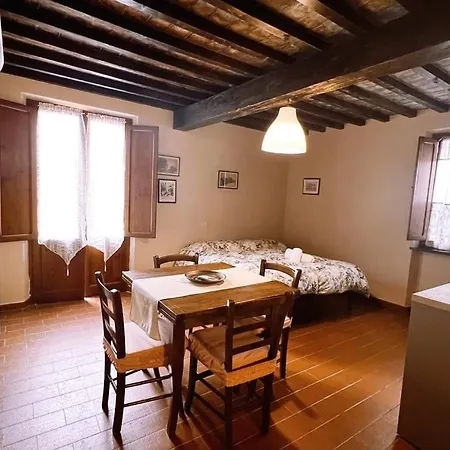 Borgo Degli Aranci Aparthotel 3*