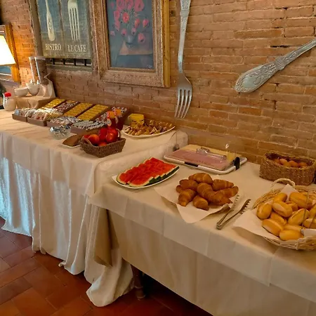 Borgo Degli Aranci Aparthotel