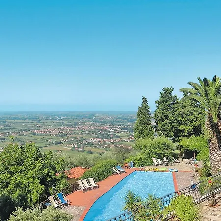 Borgo Degli Aranci Aparthotel San Giuliano Terme
