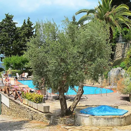 Borgo Degli Aranci Aparthotel 3*