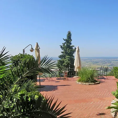 Borgo Degli Aranci 3*