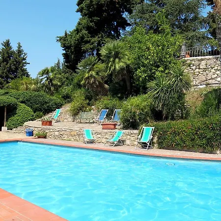Borgo Degli Aranci Hotel apartamentowy 3*