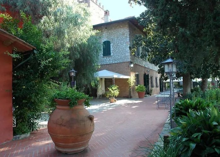 Borgo Degli Aranci サン・ジュリアーノ・テルメ