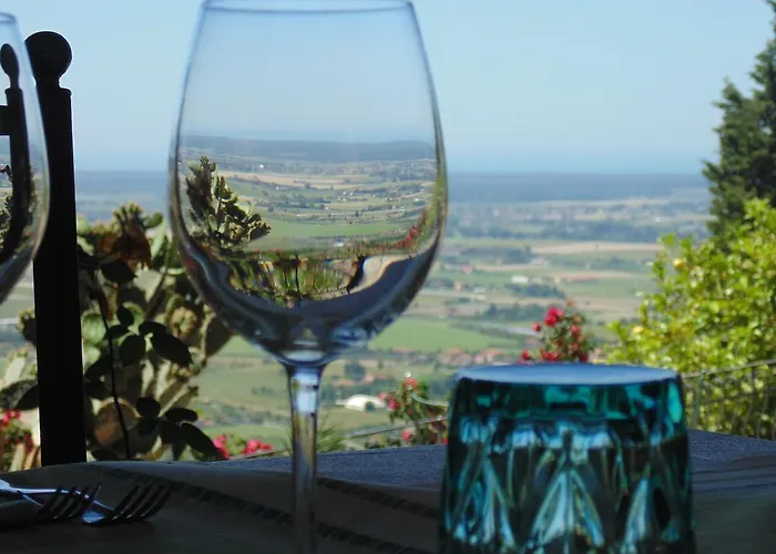 Borgo Degli Aranci * サン・ジュリアーノ・テルメ