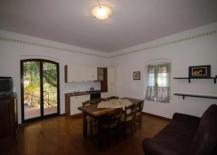 Borgo Degli Aranci *