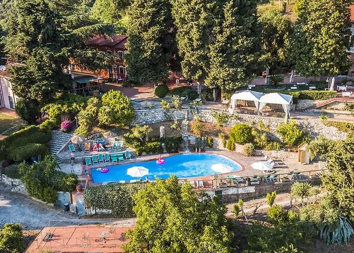 Borgo Degli Aranci * サン・ジュリアーノ・テルメ