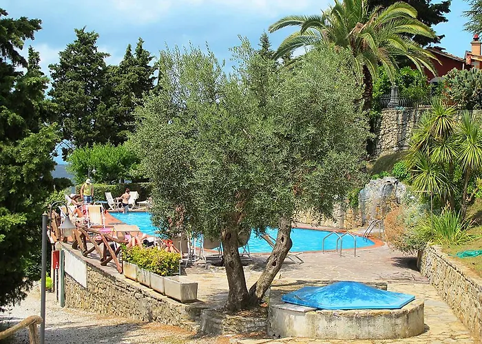 Borgo Degli Aranci アパート *