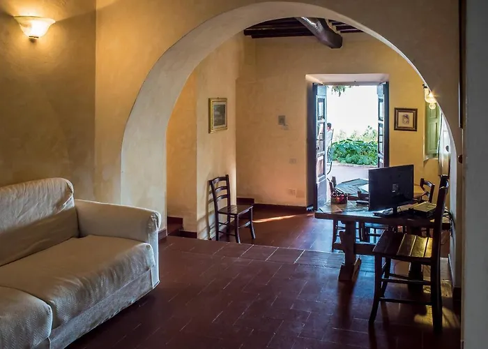 Borgo Degli Aranci * サン・ジュリアーノ・テルメ